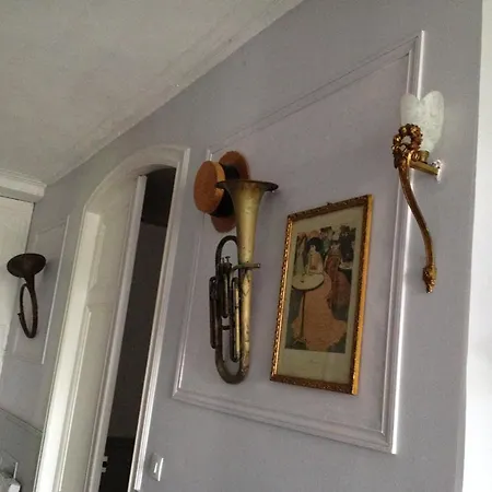 Chateau De La Blainie Bed & Breakfast Albas (Lot)